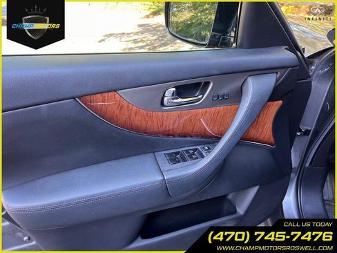 Used 2015 INFINITI QX70 AWD w/ Premium Package image 18