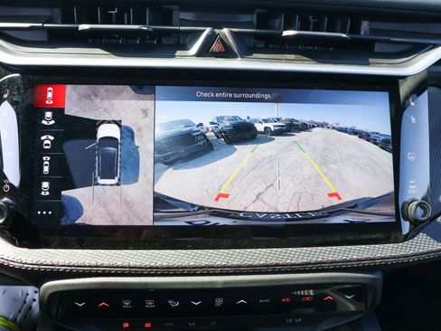 New 2026 Jeep Cherokee Overland w/ Advanced Pro Tech Group image 18