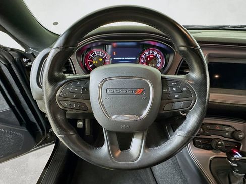 Used 2023 Dodge Challenger SXT w/ Blacktop Package RWD image 9