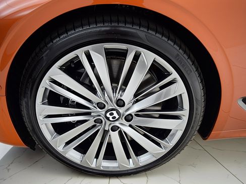 Used 2024 Bentley Continental GT Mulliner AWD/4WD image 34