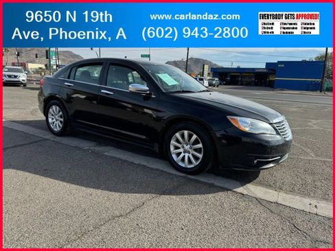 Used 2013 Chrysler 200 Limited image 2
