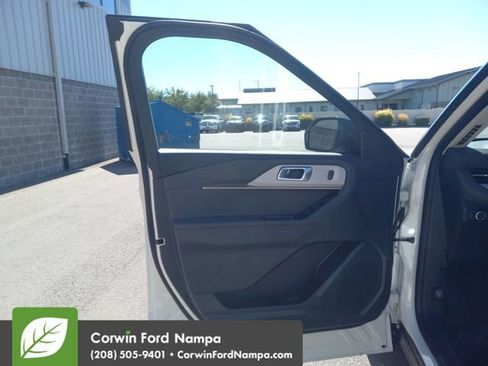 New 2025 Ford Explorer Active w/ Active Comfort Package image 10