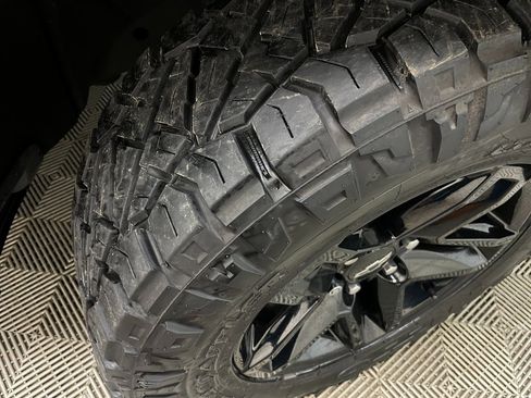 Used 2020 Chevrolet Silverado 1500 LT Trail Boss image 48