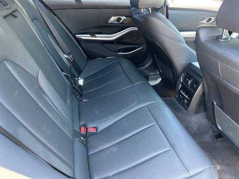 Used 2019 BMW 330i Sedan w/ M Sport Package RWD image 14
