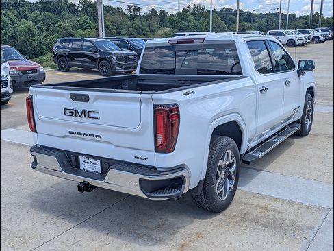 New 2026 GMC Sierra 1500 SLT w/ SLT Premium Plus Package AWD/4WD image 7