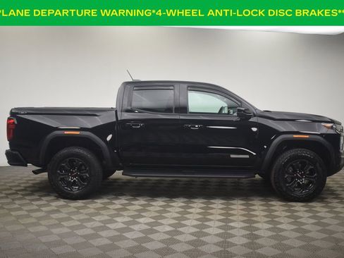 Used 2025 GMC Canyon Elevation w/ Convenience Package image 15