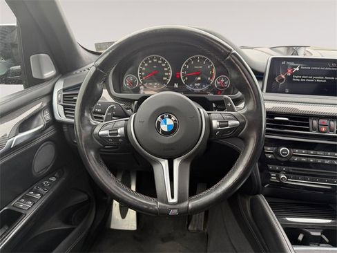Used 2015 BMW X5 M image 12