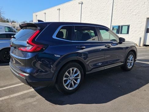 Used 2025 Honda CR-V EX image 7