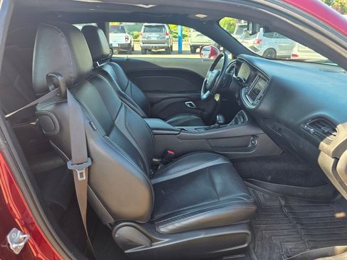 Used 2019 Dodge Challenger SXT w/ Plus Package image 22