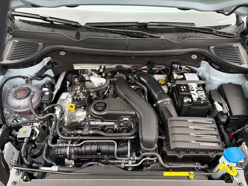 New 2026 Volkswagen Taos SE AWD/4WD image 24