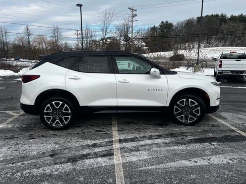 Used 2023 Chevrolet Blazer RS w/ Driver Confidence II Package image 5