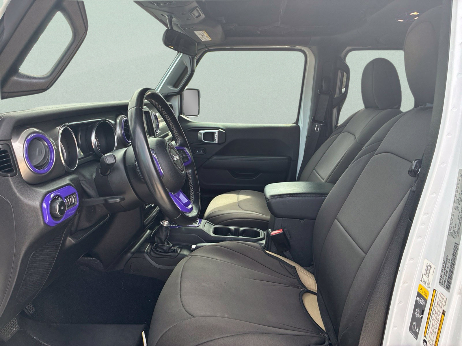 Used 2021 Jeep Wrangler Unlimited Sahara AWD/4WD image 9