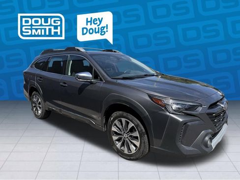 Used 2023 Subaru Outback Touring XT AWD/4WD image 4