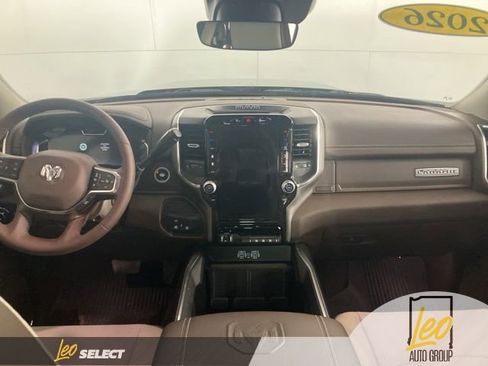 Used 2026 RAM 2500 Laramie AWD/4WD image 19