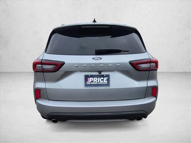 Used 2023 Ford Escape ST-Line FWD image 7