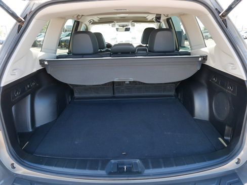 Used 2020 Subaru Forester Limited w/ Popular Package #3 AWD/4WD image 18