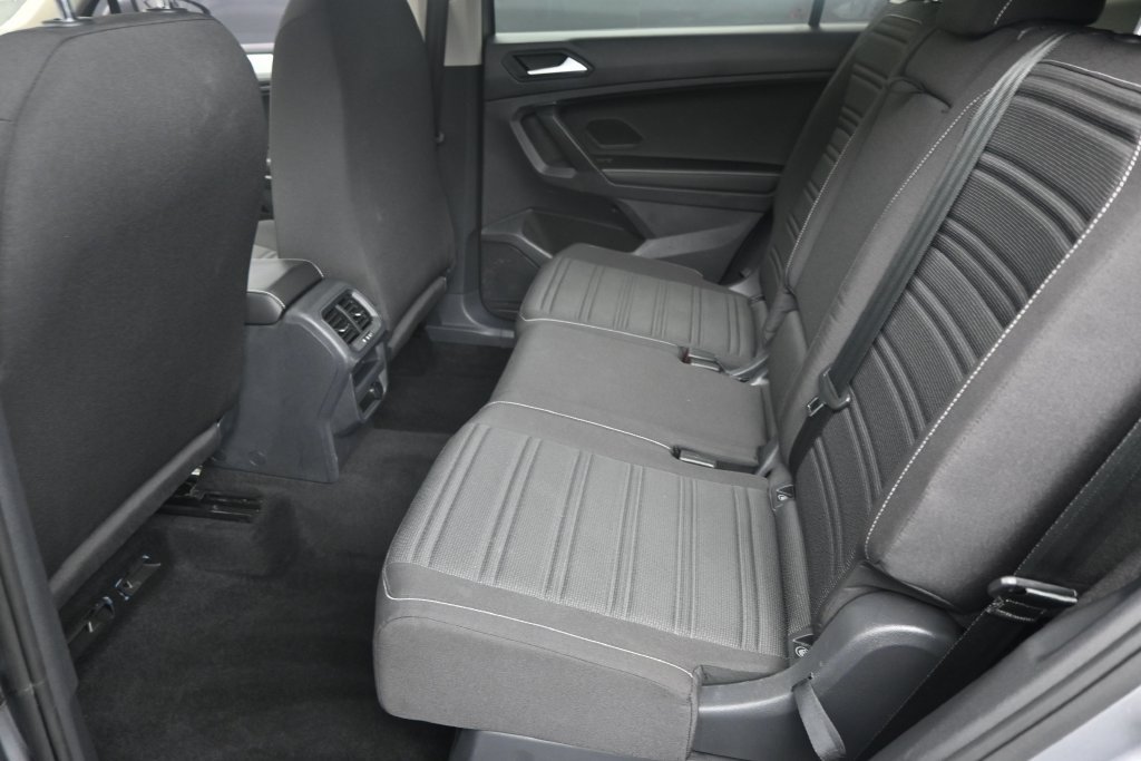 Used 2022 Volkswagen Tiguan S FWD image 13