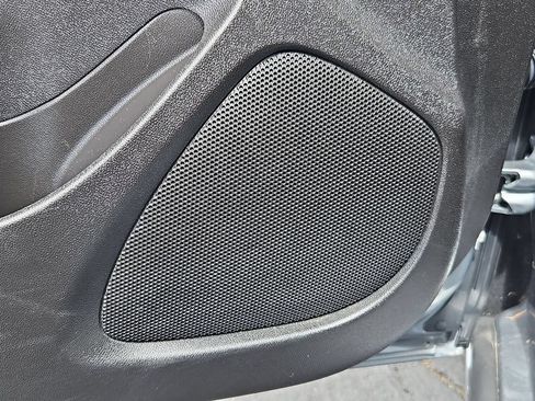 Used 2024 Chevrolet Malibu LT FWD image 12