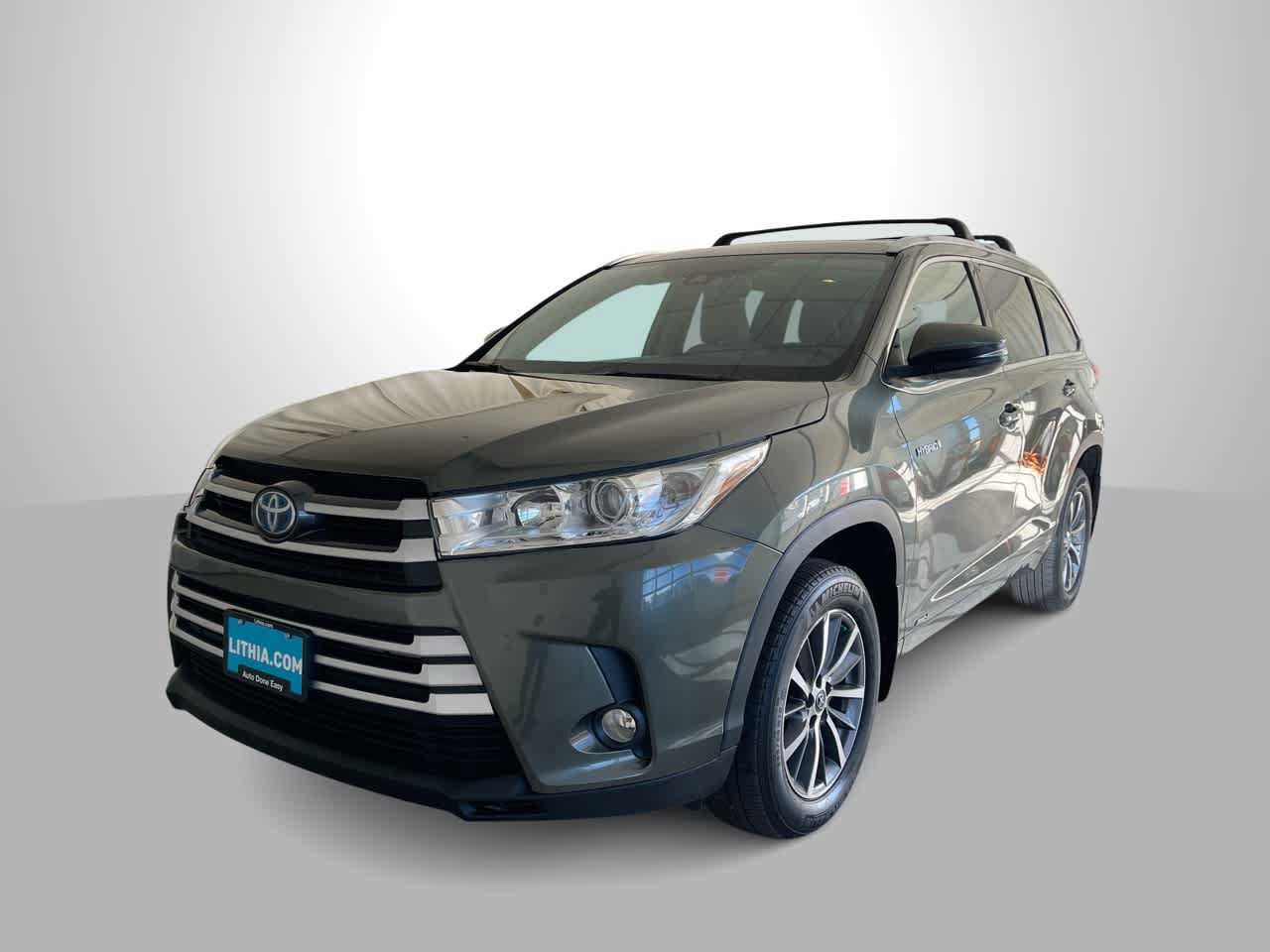 Used 2018 Toyota Highlander XLE AWD/4WD image 1