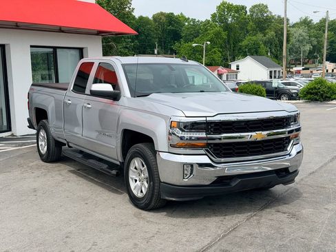 Used 2017 Chevrolet Silverado 1500 LT w/ All Star Edition AWD/4WD image 8