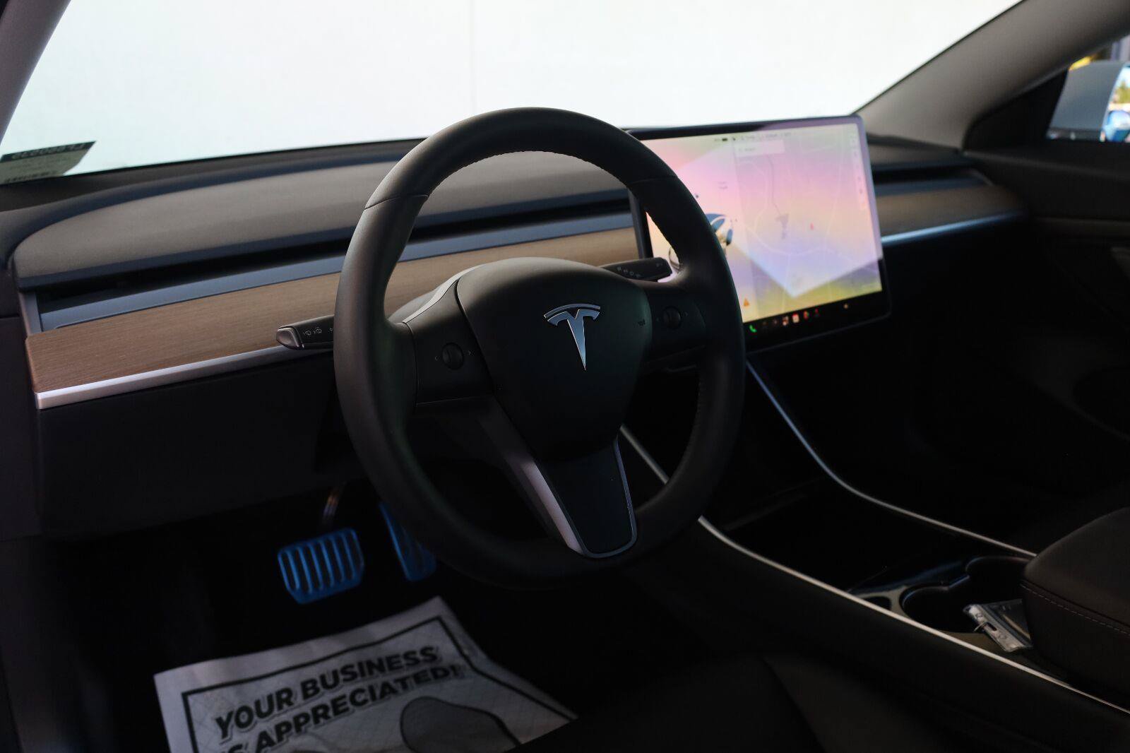 Used 2020 Tesla Model 3 Standard Range Plus RWD image 16