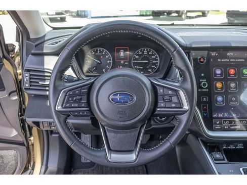 Used 2025 Subaru Outback Premium AWD/4WD image 21