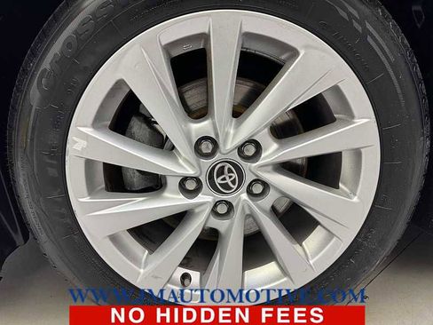 Used 2023 Toyota Camry LE image 9