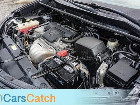 Used 2018 Toyota RAV4 XLE FWD image 34
