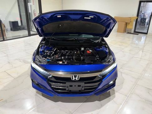 Used 2022 Honda Accord Sport image 4
