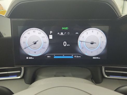 Used 2025 Hyundai Elantra SEL FWD image 25
