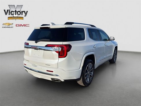 Used 2023 GMC Acadia Denali w/ Denali Technology Package image 6