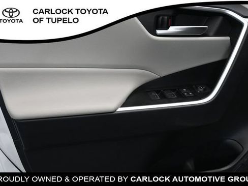Used 2025 Toyota RAV4 XLE w/ Convenience Package FWD image 59