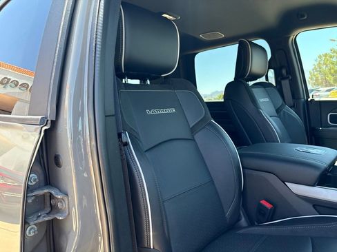 New 2026 RAM 2500 Laramie AWD/4WD image 26