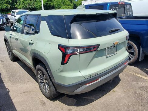 Used 2025 Chevrolet Equinox LT FWD image 8