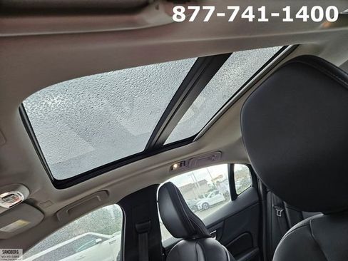 Used 2019 Volvo S60 T6 Momentum w/ Multimedia Package image 18