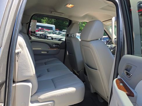 Used 2008 GMC Sierra 3500 SLT w/ Convenience Package RWD image 14
