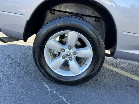 Used 2024 RAM 1500 Classic SLT image 7