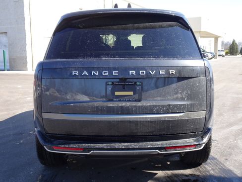 New 2026 Land Rover Range Rover SE image 10