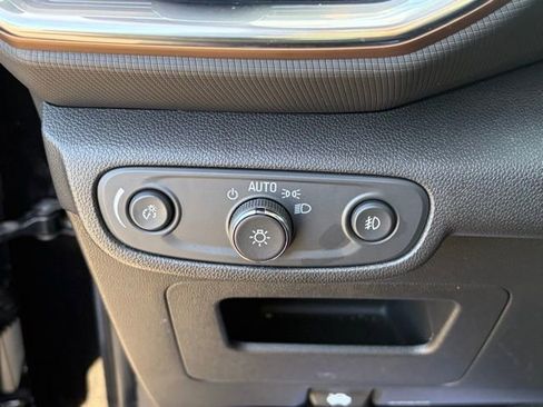 Used 2023 Chevrolet TrailBlazer ACTIV w/ Sun and Liftgate Package image 22