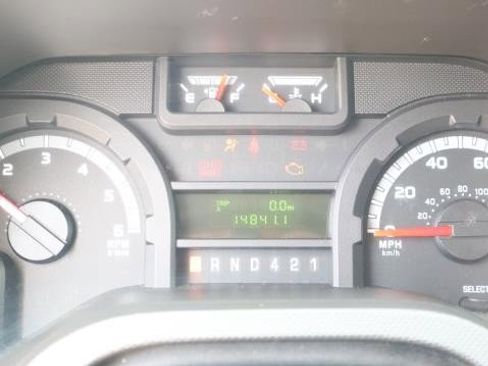 Used 2017 Ford E-350 and Econoline 350 Super Duty image 12