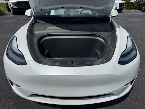 Used 2020 Tesla Model Y Long Range AWD/4WD image 36