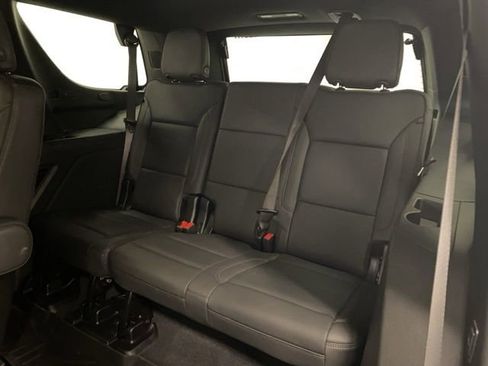 Used 2025 Chevrolet Tahoe High Country AWD/4WD image 26