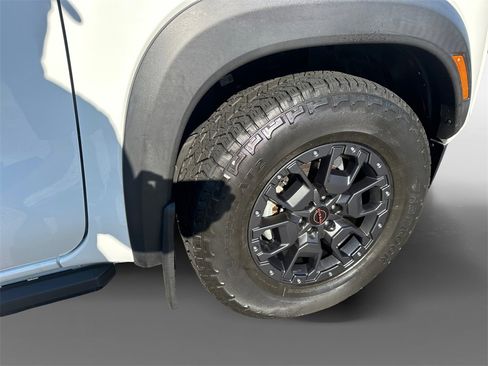 Used 2022 Nissan Frontier Pro-X w/ Pro-X Premium Package image 10