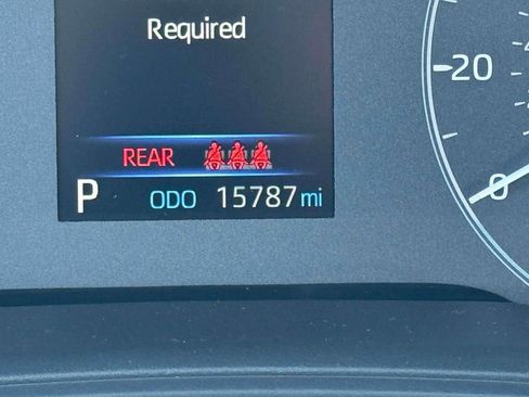 Used 2023 Toyota Corolla Cross L AWD/4WD image 27