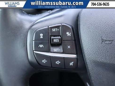 Used 2022 Ford Escape SE w/ SE Sport Appearance Package FWD image 21