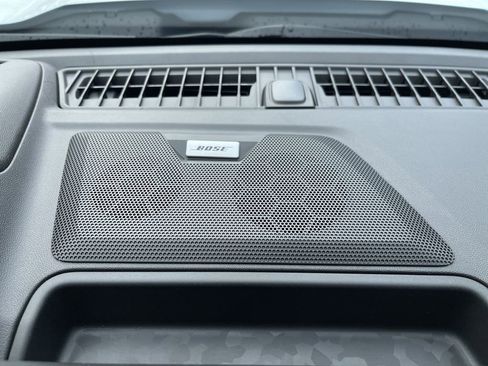 New 2025 GMC Canyon AT4 w/ AT4X Package image 25