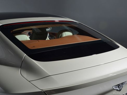 Used 2022 Bentley Continental GT image 11