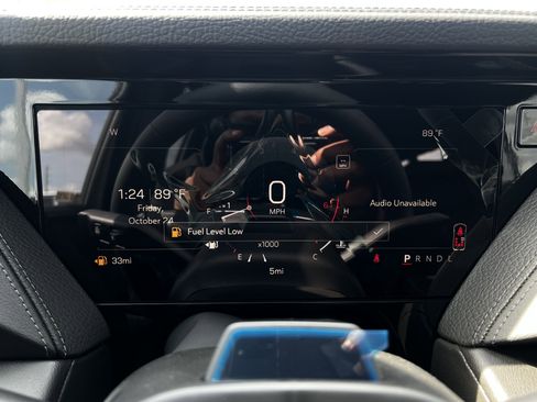 New 2026 GMC Yukon XL Denali w/ Denali Reserve Package image 16