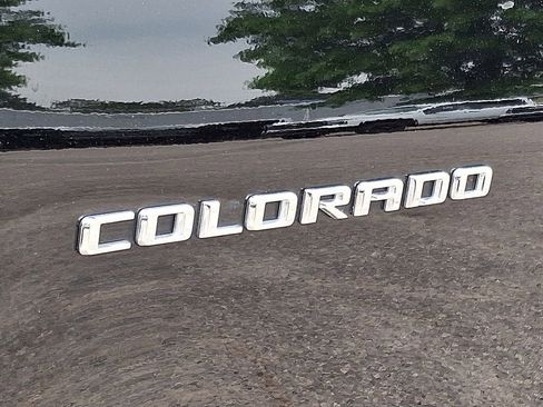 Certified 2024 Chevrolet Colorado Trail Boss w/ Safety Package AWD/4WD image 30