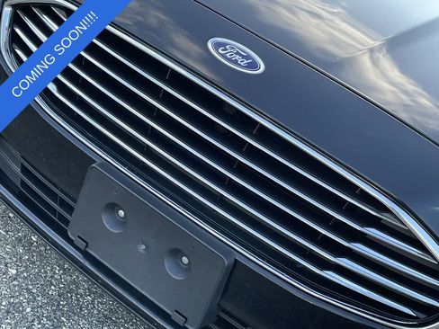 Used 2019 Ford Fusion SE AWD/4WD image 33